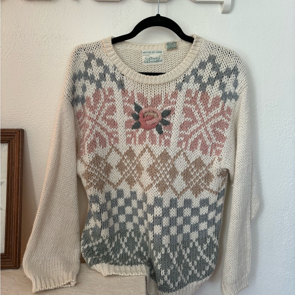 Cottagecore Sweater with Floral Pattern